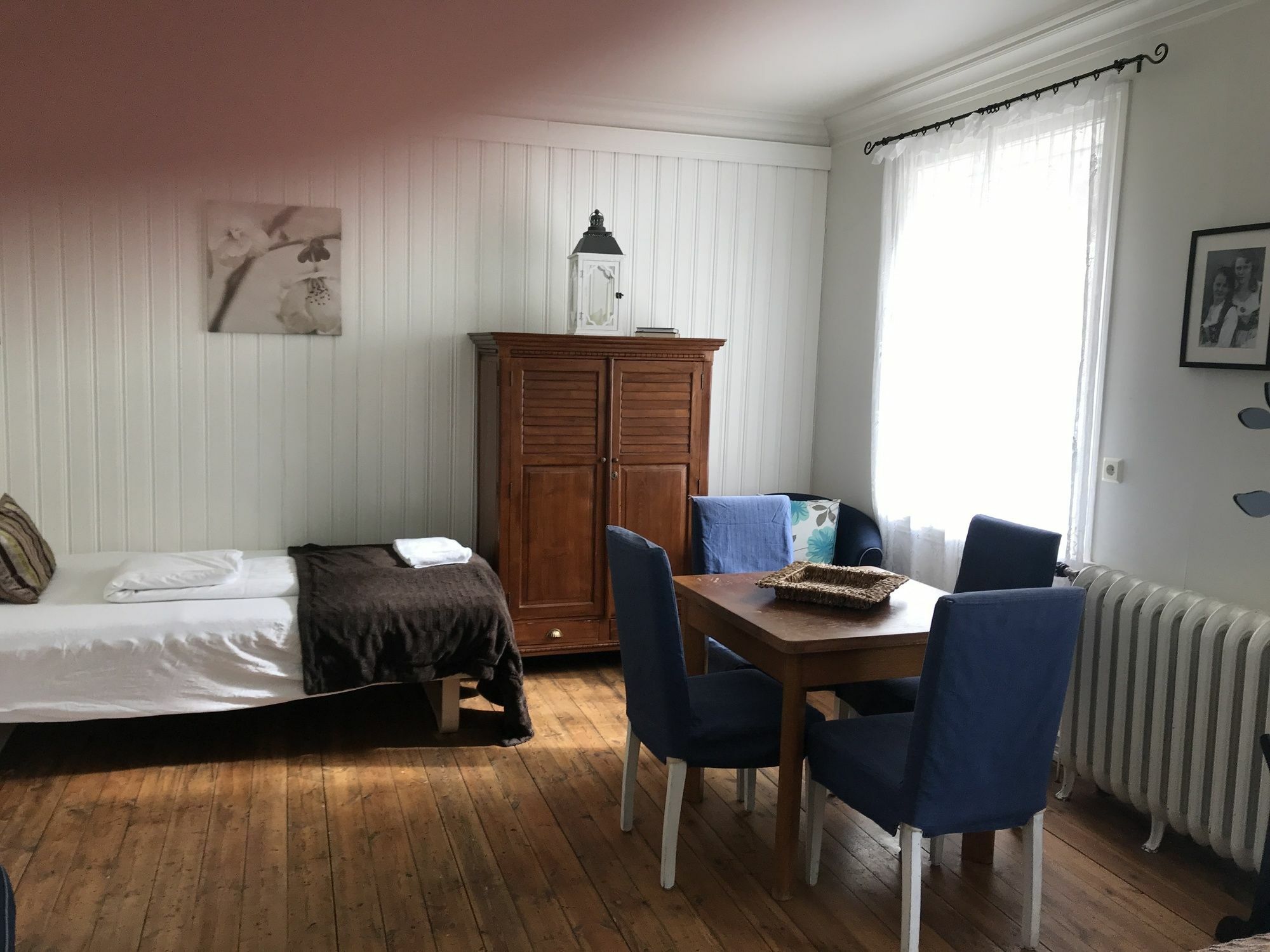 Gula Villan Guesthouse Akureyri Exteriör bild
